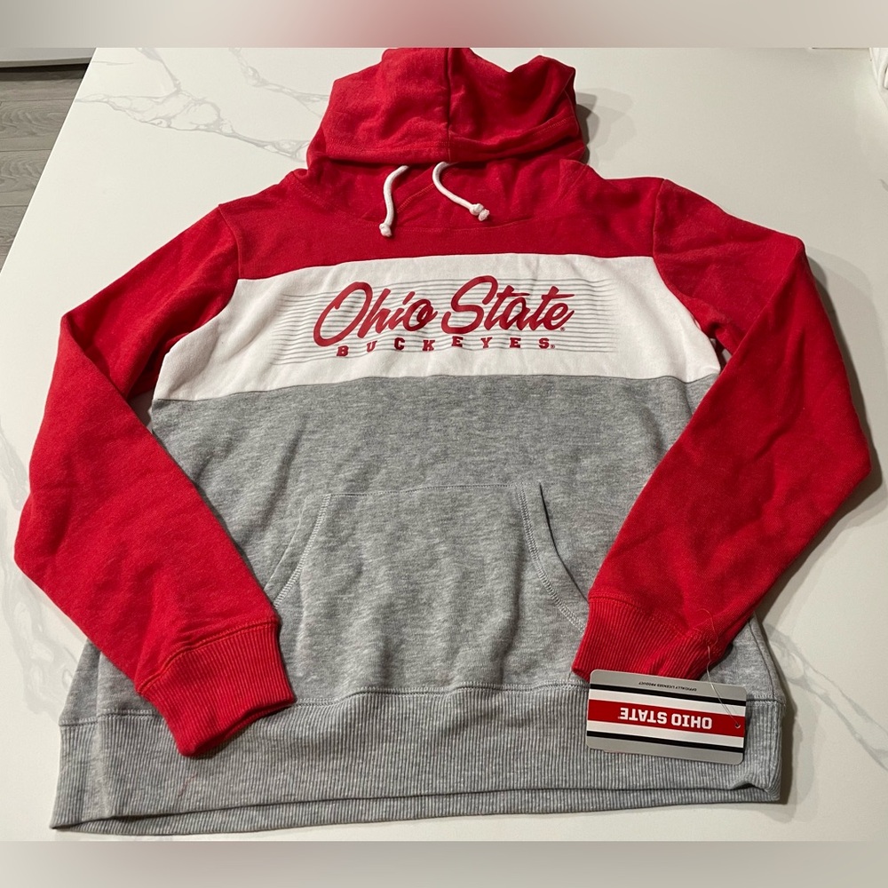 Ohio State Buckeyes Women’s Hoodie (Small) Retails For $70